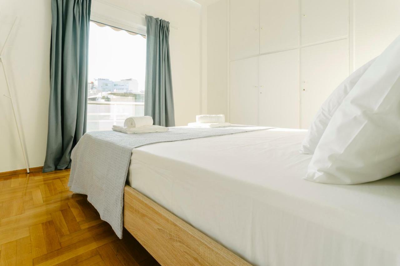 Bright 2 Bedrooms Apt. In The Heart Of Athens W Stunning Views To Acropolis Atenas Exterior foto